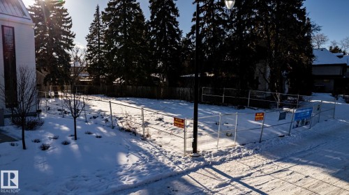 Image quality insufficient for description - 14307 Summit Drive, Edmonton, AB 