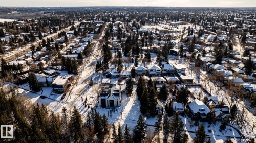 Image quality insufficient for description - 14307 Summit Drive, Edmonton, AB 