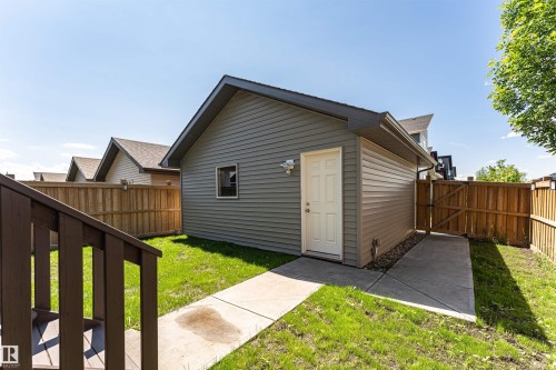6904 Cardinal Wynd, Edmonton, AB 