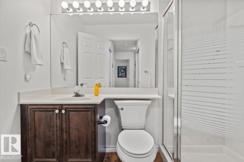 Main Floor Bathroom - 5 2A Fieldstone Drive, Spruce Grove, AB 