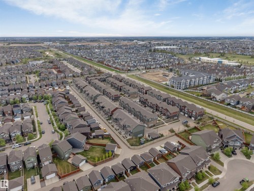 30 3305 Orchards Link, Edmonton, AB 