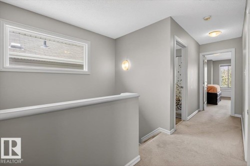 Nice and Bright! - 1107 35 Avenue, Edmonton, AB - Indoor Photo Showing Other Room