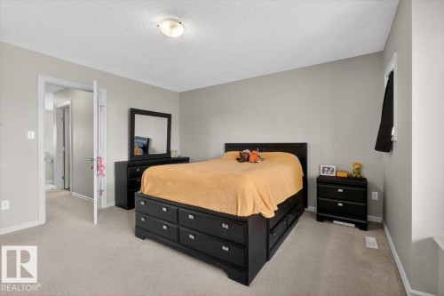 1107 35 Avenue, Edmonton, AB - Indoor Photo Showing Bedroom