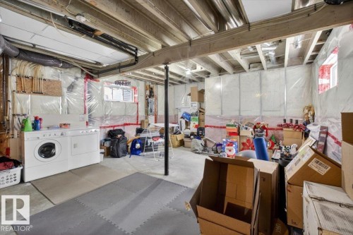 1107 35 Avenue, Edmonton, AB - Indoor Photo Showing Laundry Room