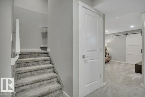 477 Roberts Crescent, Leduc, AB 