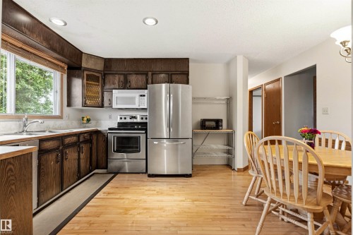 11014 163A Avenue, Edmonton, AB 