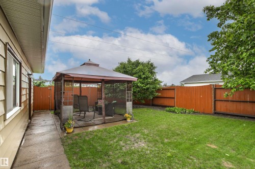 11014 163A Avenue, Edmonton, AB 