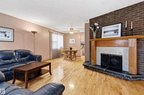 11014 163A Avenue, Edmonton, AB 
