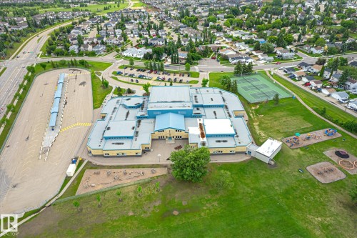 85 Haney Landing, Spruce Grove, AB 