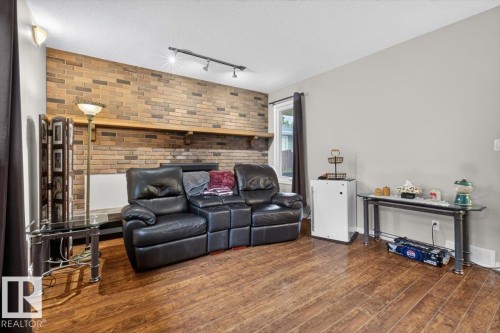 4312 43A Avenue, Leduc, AB 