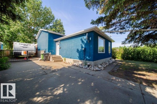 4823 10 Avenue, Edmonton, AB 