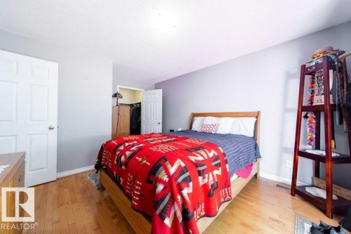 4823 10 Avenue, Edmonton, AB 