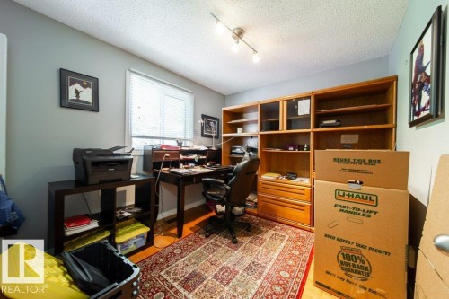 4823 10 Avenue, Edmonton, AB 