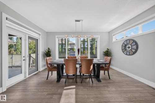 4407 Westcliff Close, Edmonton, AB 