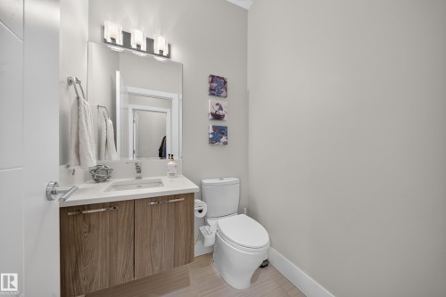 4407 Westcliff Close, Edmonton, AB 