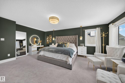 4407 Westcliff Close, Edmonton, AB 