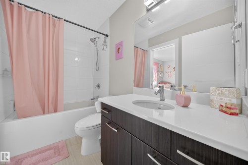 4407 Westcliff Close, Edmonton, AB 