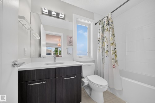 4407 Westcliff Close, Edmonton, AB 