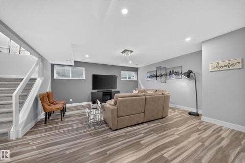 4407 Westcliff Close, Edmonton, AB 