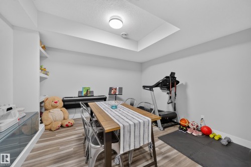 4407 Westcliff Close, Edmonton, AB 