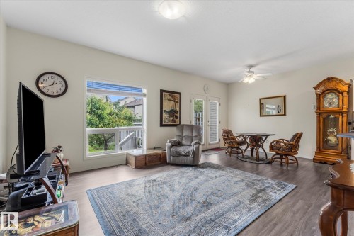 18 Hillcrest Court, Spruce Grove, AB 