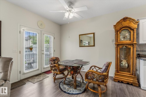 18 Hillcrest Court, Spruce Grove, AB 