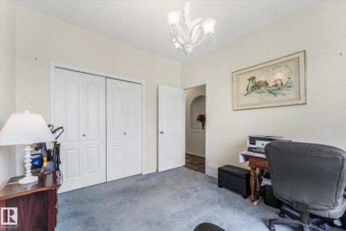 18 Hillcrest Court, Spruce Grove, AB 