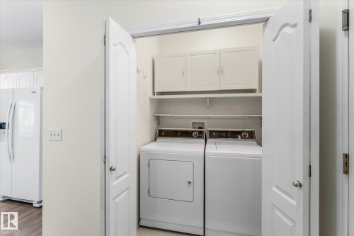 18 Hillcrest Court, Spruce Grove, AB 