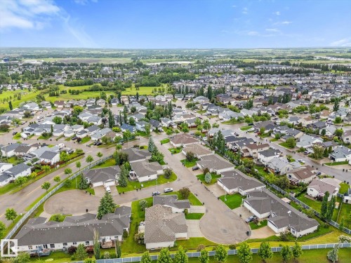18 Hillcrest Court, Spruce Grove, AB 
