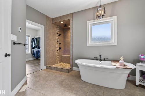 1609 Horseshoe Bay, Cold Lake, AB - Indoor Photo Showing Bathroom