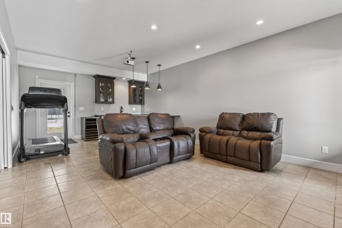 1609 Horseshoe Bay, Cold Lake, AB - Indoor