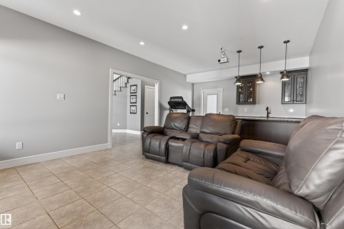 1609 Horseshoe Bay, Cold Lake, AB - Indoor Photo Showing Living Room