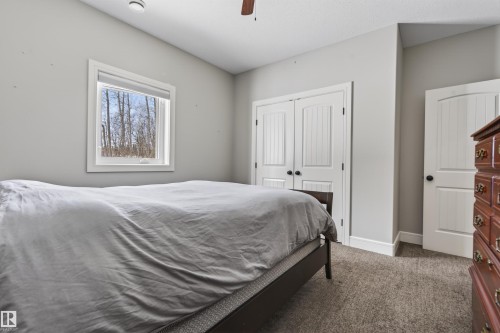 1609 Horseshoe Bay, Cold Lake, AB - Indoor Photo Showing Bedroom