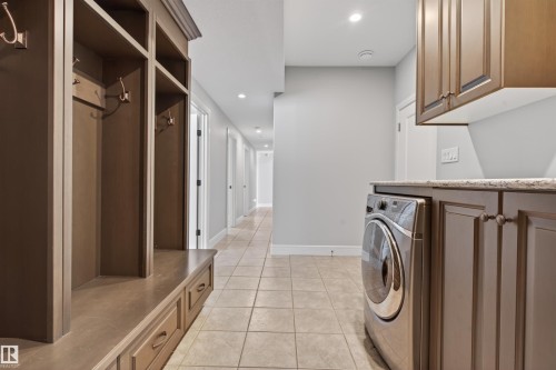 1609 Horseshoe Bay, Cold Lake, AB - Indoor Photo Showing Laundry Room