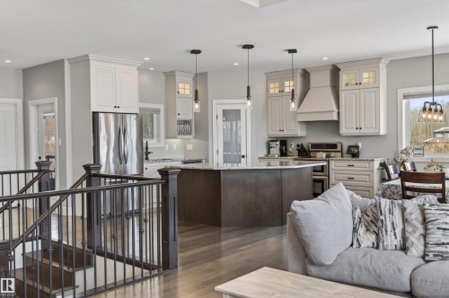 1609 Horseshoe Bay, Cold Lake, AB - Indoor Photo Showing Kitchen With Upgraded Kitchen
