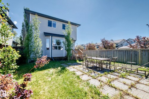 9204 Scott Lane, Edmonton, AB 