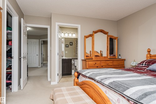 16423 134 Street, Edmonton, AB 