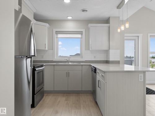 6 1203 163 Street, Edmonton, AB 
