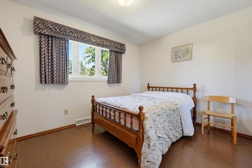 8723 137 Street, Edmonton, AB 