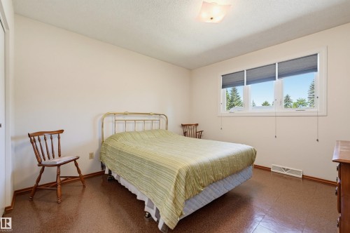 8723 137 Street, Edmonton, AB 