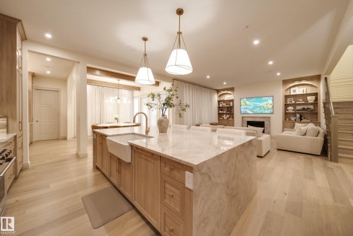 7308 Ada Boulevard, Edmonton, AB 
