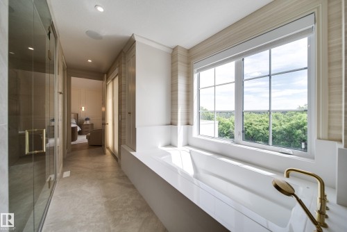 7308 Ada Boulevard, Edmonton, AB 