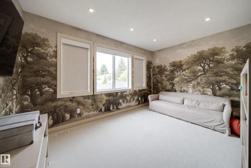 7308 Ada Boulevard, Edmonton, AB 