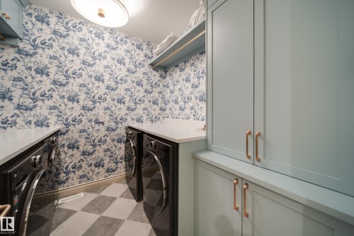 7308 Ada Boulevard, Edmonton, AB 