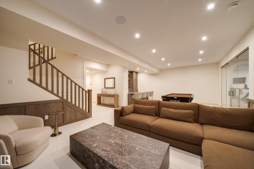 7308 Ada Boulevard, Edmonton, AB 