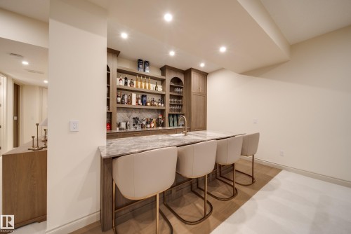 7308 Ada Boulevard, Edmonton, AB 