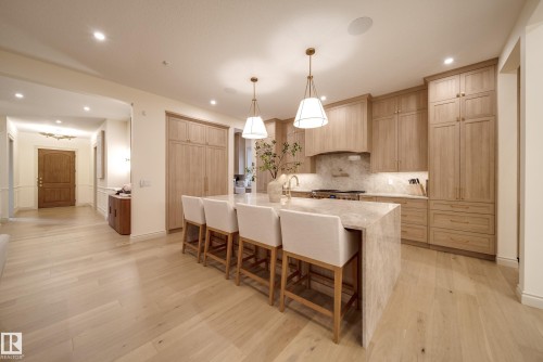 7308 Ada Boulevard, Edmonton, AB 