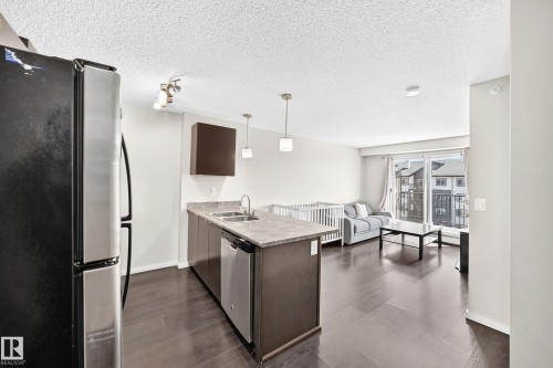 416 3357 16A Avenue, Edmonton, AB 