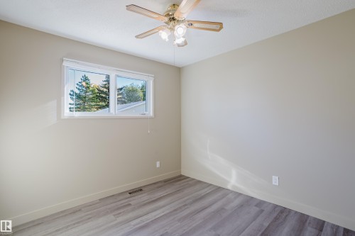 30 Brampton Street S, Spruce Grove, AB 