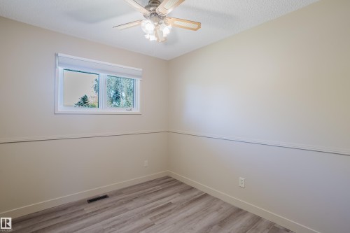 30 Brampton Street S, Spruce Grove, AB 